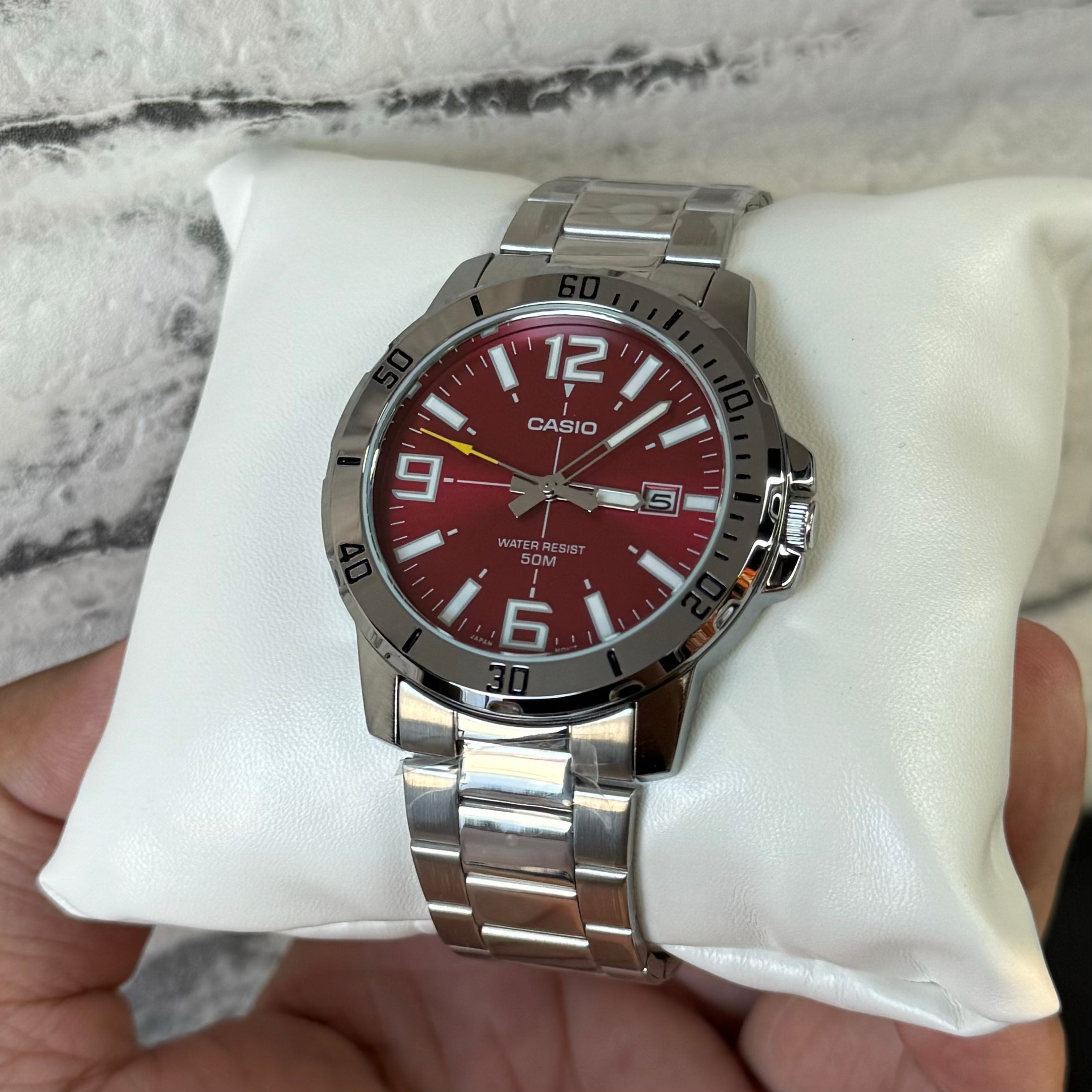 CASIO MID YEAR SALE นาฬิกาคาสิโอ พร้อมส่ง นาฬิกาข้อมือ นาฬิกากันน้ำ นาฬิกาของแท้ BTS ประกันศูนย์ CMG 1 ปี รุ่น MTP-VD01D-4B นาฬิกาสีเงิน