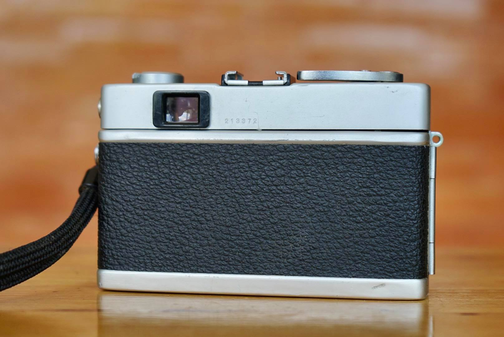 KONICA C35 Flash matic