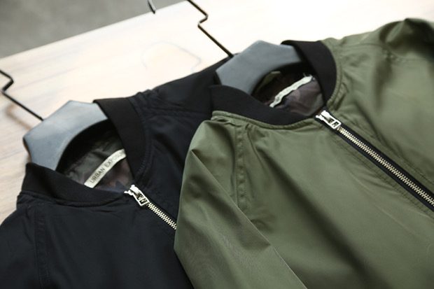 URBAN EXPOSURE เสื้อทหาร เสื้อนอกเขียวทหาร เสื้อนอกแนวทหาร แพทเทินสวย เท่ห์มาก คะ แบรนด์URBAN EXPOSURE เขียว