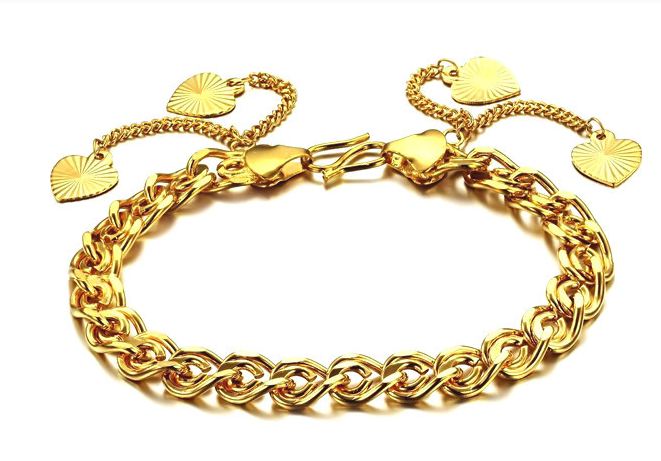 สร้อยข้อมือทอง 18 K สร้อยข้อมือผู้หญิง ห้อย จี้หัวใจ 4 ดวง ตีลาย เป็น โซ่ทอง ของขวัญวันเกิด วันครบรอบ ให้แฟน สวยหรู มีระดับ 321423
