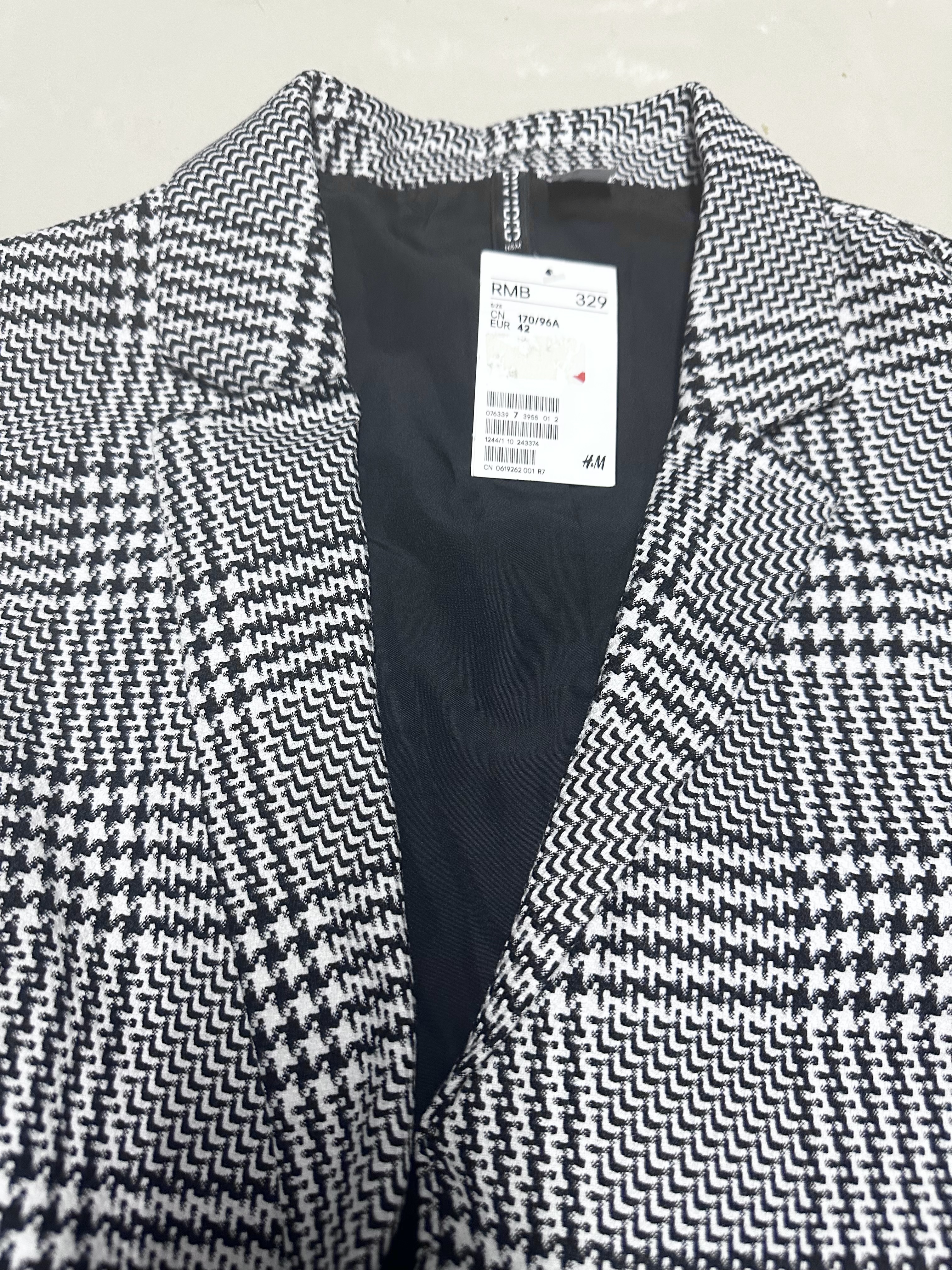 เสื้อโค้ท เสื้อคลุม ทรงสูท ลายตารางเทาดำ เสื้อคลุม เบลเซอร์ Blazer check ❄️แบรนด์✨H&M✨ แท้💯% แบรนด์ H&m