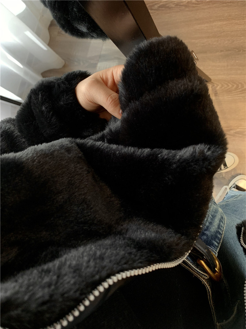 Page one เสื้อเฟอร์กันหนาว หมวกฮู้ด เสื้อขน Fluffy coat แบรนด์ page One สำเนา ดำ