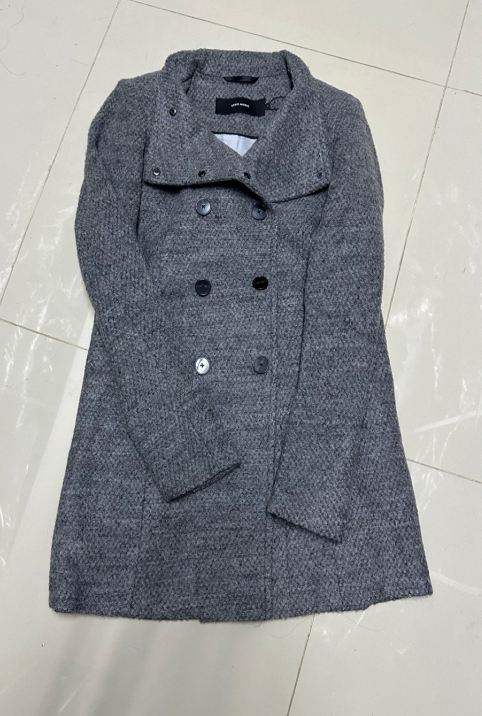 เสื้อโค้ท เสื้อกันหนาว เนื้อผ้าสักหลาดวูล สีเทา แบรนด์ vera moda