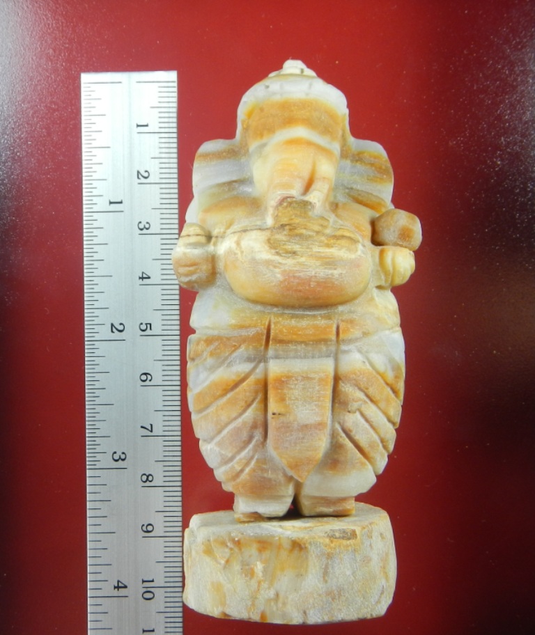 พระพิฆเนศไม้กลายเป้นหินยืน