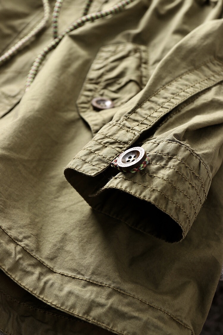 Outerwear Yessica by C&A เสื้อฮู้ดทหาร เสื้อทหาร สีเขียว หมวกฮู้ด เสื้อปาร์กา เสื้อนอก แบรนด์ Outerwear Yessica by C&Aงานสวย เท่ห์มาก คะ Size S/M/L/XL เขียวทหาร