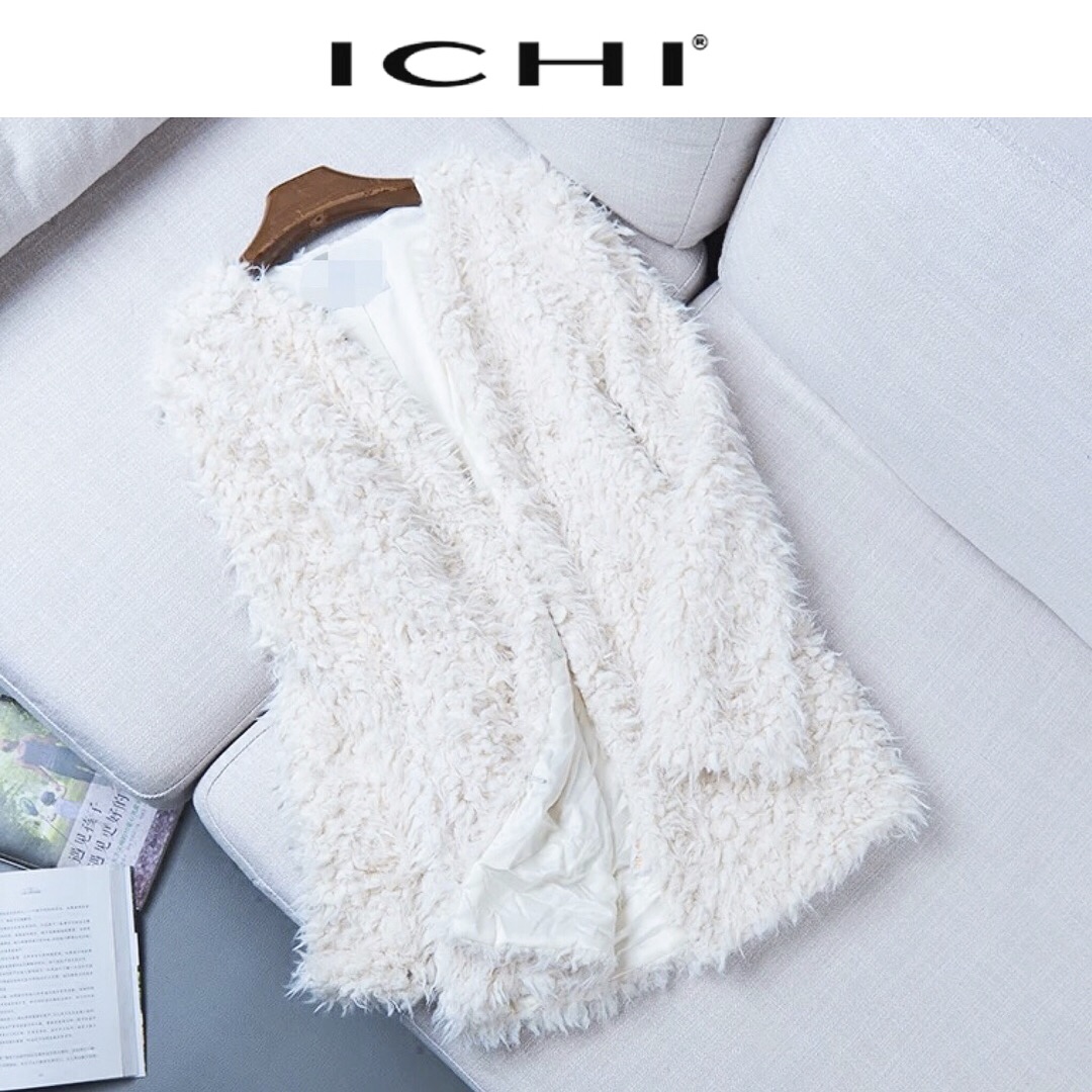 Ichi เสื้อคลุม ขน สีขาว เสื้อกันหนาวแต่งขนสีขาว แบรนด์เนม ICHI JAPAN แท้ 100% แพทเทินสวย หรู มากคะ Size S/M ขาว