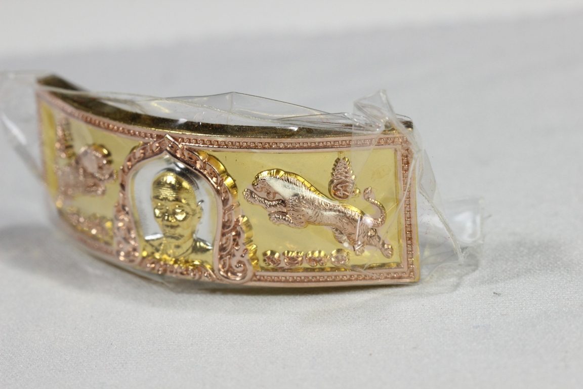 หัวเลสสามกษัติ หลวงพ่อเพี้ยน วัดเกริ่นกฐิน(วีดีโอด้านล่าง)