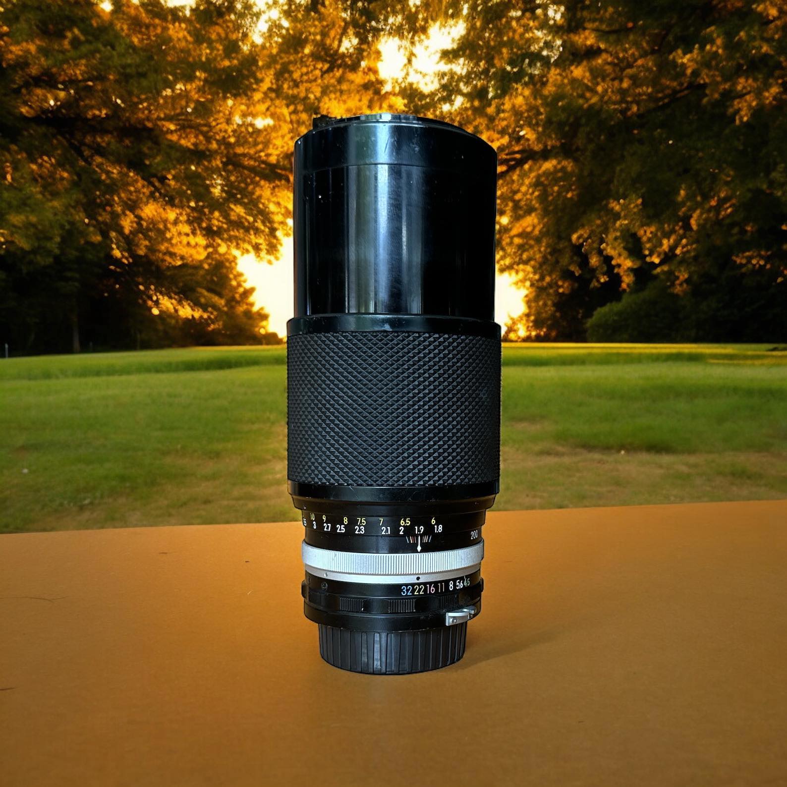 NIKON ZOOM-NIKKOR-C AUTO 80-200MM.F4.5 NIKON NON AI MOUNT