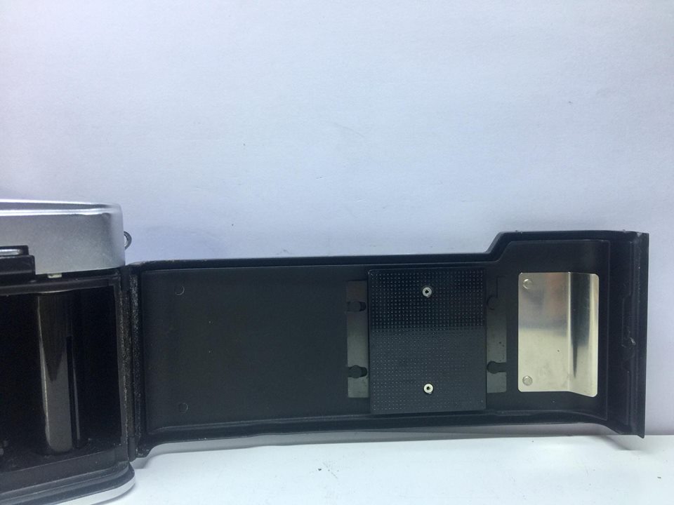 OLYMPUS PEN-F OLYMPUS G. ZUIKO AUTO-S 40MM. F1.4