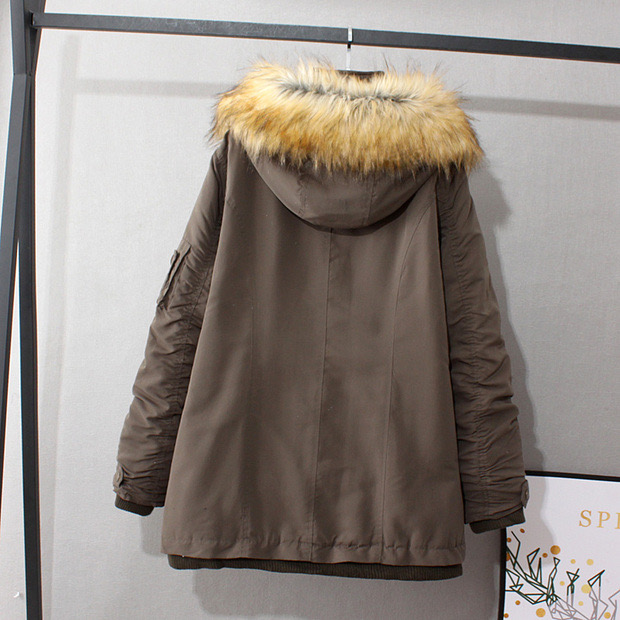 Private pause เสื้อโค้ทฮู้ดกันหนาว เสื้อปาร์กา parka สีเขียว แบรนด์ PRIVATE PAUSE (JAPAN) แต่งเฟอร์ (ฮู้ด& ขนเฟอร์ ถอดได้ทุกชิ้นค่ะ) เขียว