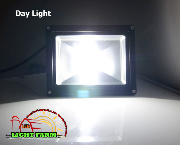 สปอร์ตไลท์ LED 30 w มอก. ( แสงสีขาว )