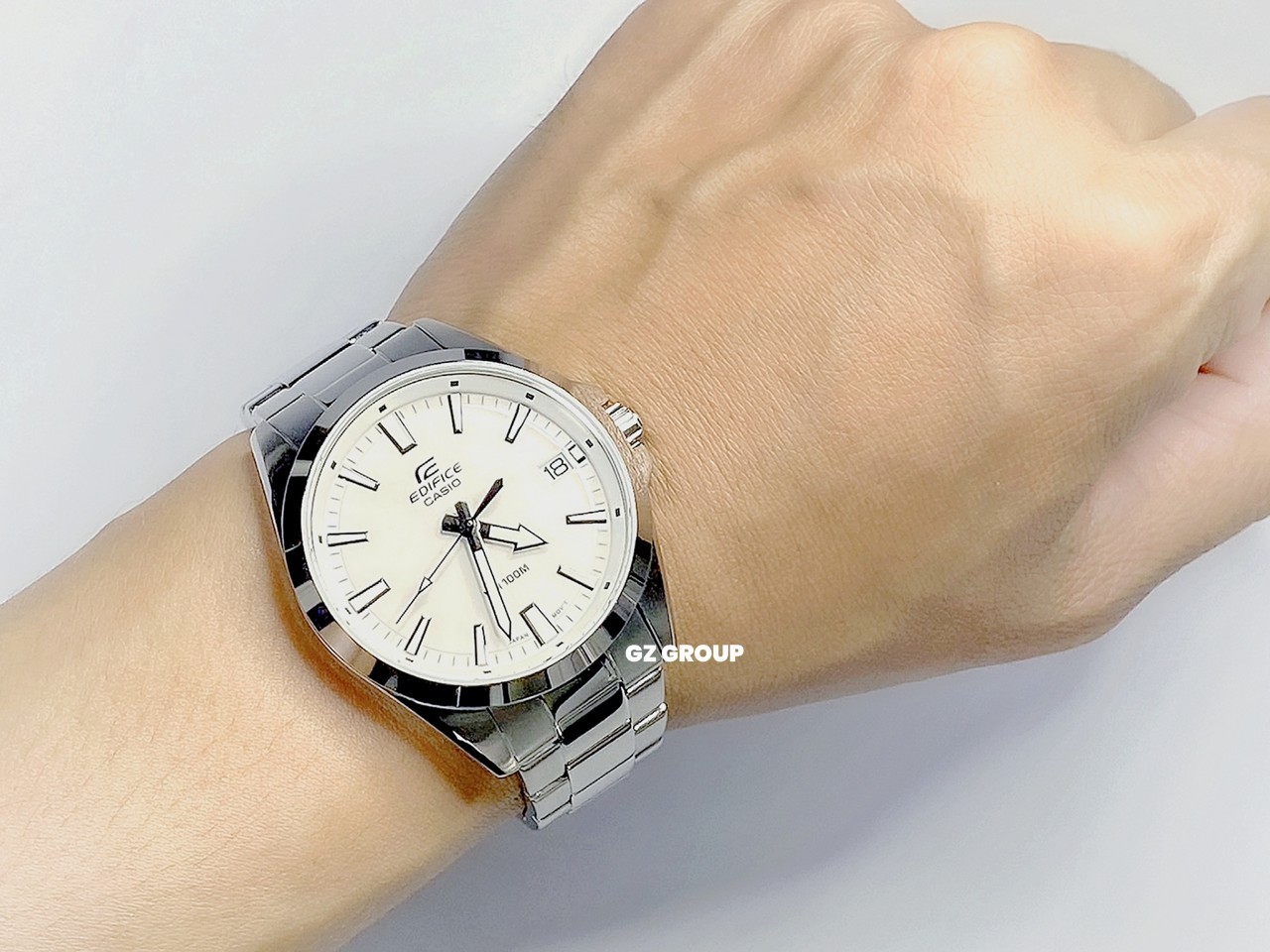 CASIO MID YEAR SALE EDIFICE พร้อมส่ง นาฬิกาข้อมือ นาฬิกากันน้ำ นาฬิกาของแท้ ประกันศูนย์ CMG 1 ปี รุ่น EFV-100D-7A นาฬิกาสีเงิน