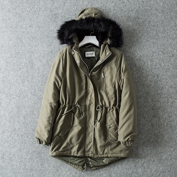 Ambiance เสื้อโค้ท ฮูท เสื้อกันหนาวparka สีเขียว แบรนด์ AMBIANCE OUTWEAR แต่งเฟอร์ บุนวมอุ่น งานสวย แนวมากคะ เขียว
