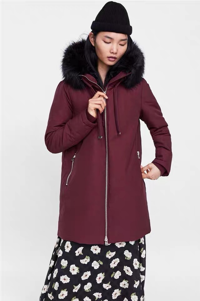 Piaza italia เสื้อโค้ทฮูท กันหนาว Parka แบรนด์ Piaza italia สีดำแต่งขนเฟอร์ บุนวมอุ่น (เฟอร์ถอดได้คะ) งานสวย บุนวมอุ่น ใส่ติดลบได้เลยคะ Size XS/S/M/ L/XL/XXL สำเนา สำเนา ดำ