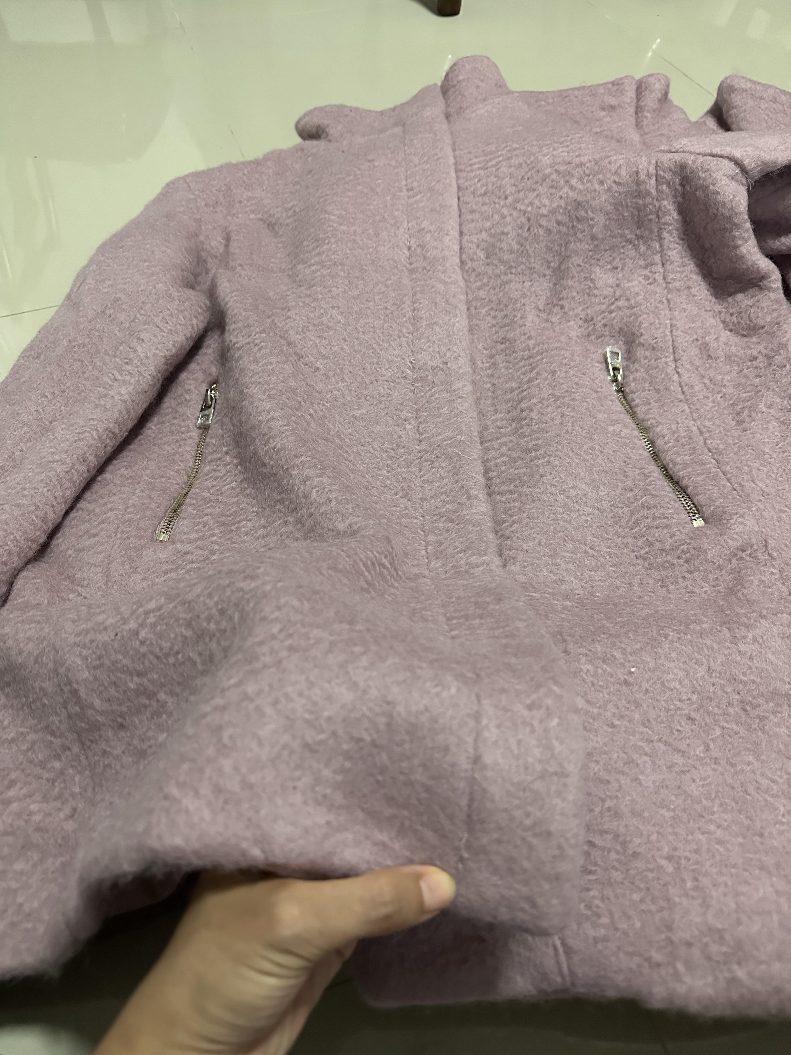 เสื้อโค้ท เสื้อกันหนาว เนื้อผ้าสักหลาด สีม่วงอ่อน แบรนด์ H&M