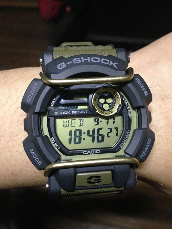 CASIO G-SHOCK นาฬิกาข้อมือ นาฬิกากันน้ำ นาฬิกาของแท้ ประกันศูนย์ CMG 1 ปี รุ่น GD-400-9 นาฬิกาสีน้ำตาล