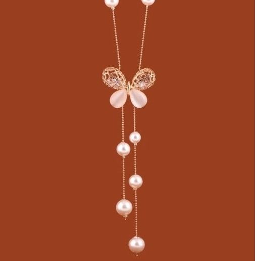 สร้อยคอพร้อมจี้รูปผีเสื้อ สไตล์ โช้คเกอร์ ประดับไข่มุก crystal opal เข้ากับ ชุด เดรส หวาน ๆ no 63290489
