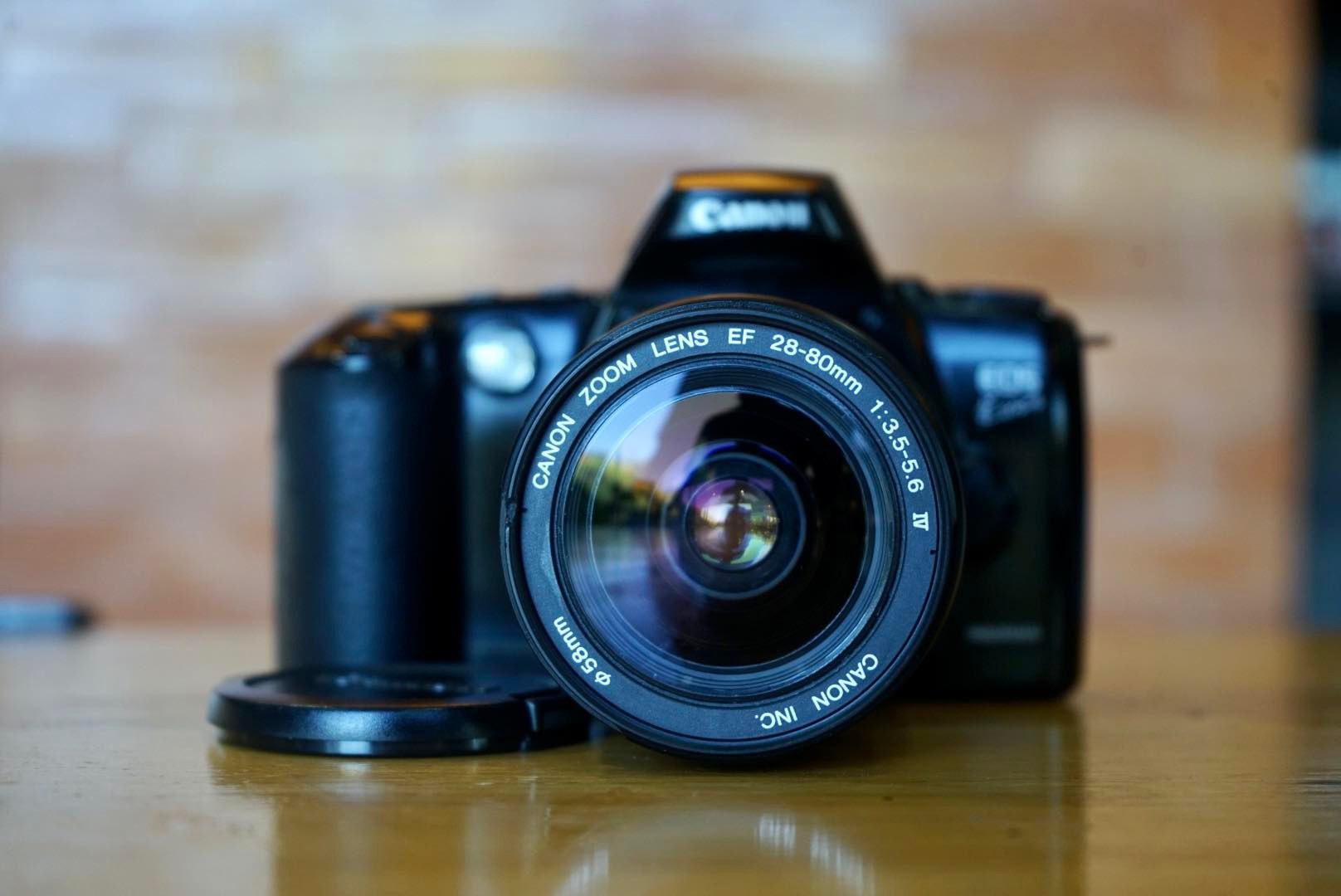 CANON EOS KISS PANORAMA CANON ZOOM LENS EF 28-80MM.F3.5-5.6 IV EF MOUNT