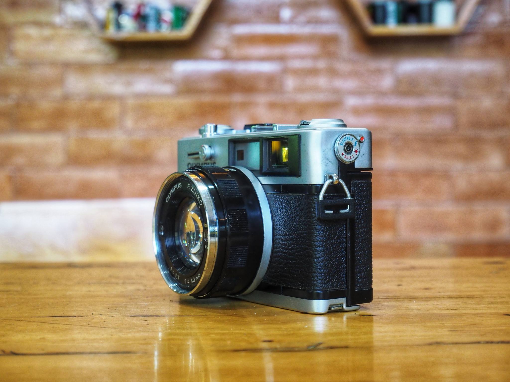 OLYMPUS 35DC OLYMPUS F.ZUIKO 40MM.F1.7