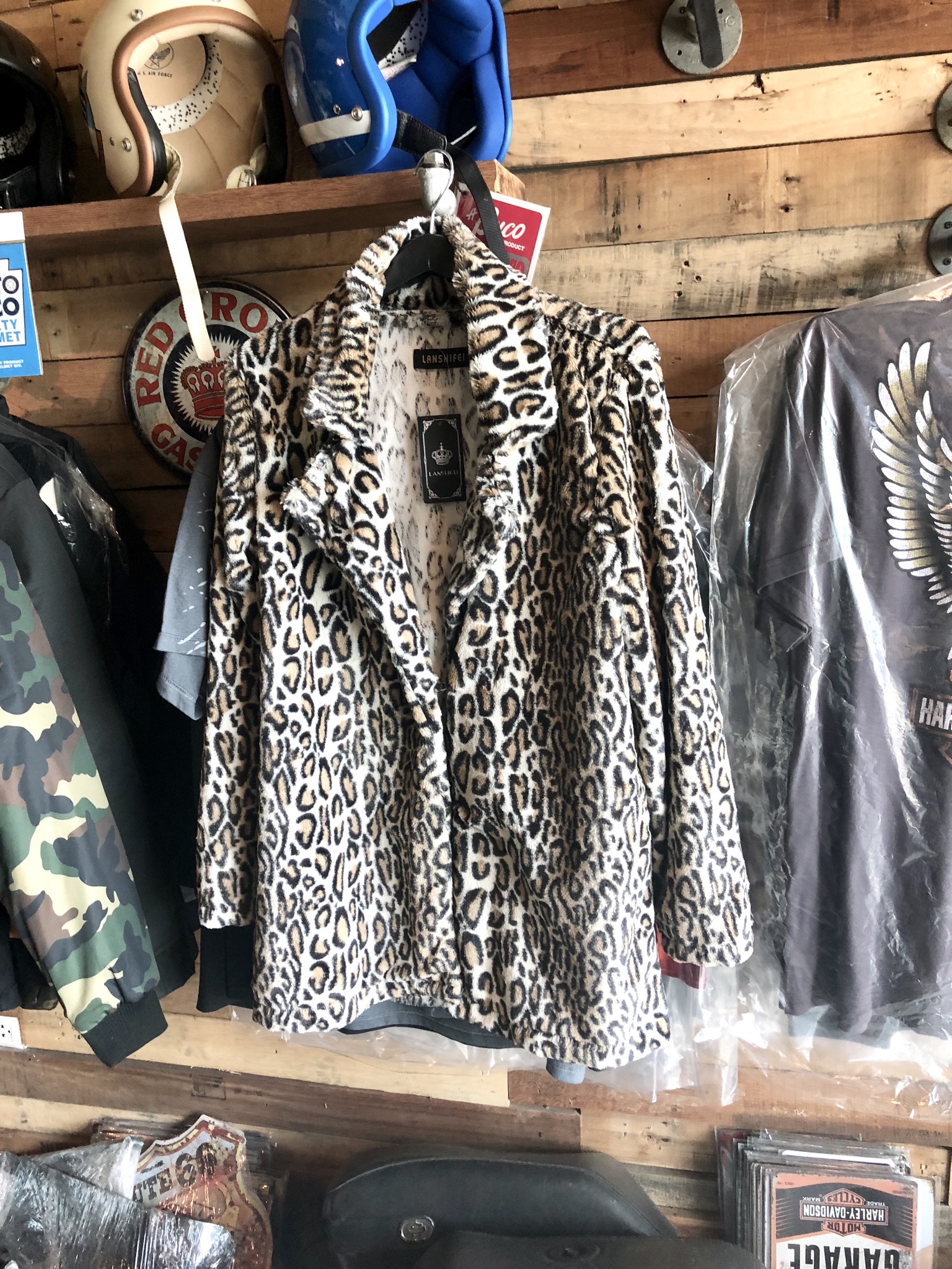 เสื้อเฟอร์กันหนาว ลายเสือ กันหนาวขนเฟอร์ลายเสือ เสื้อคลุมขน ลายเสือ สำเนา สำเนา ลายเสือ