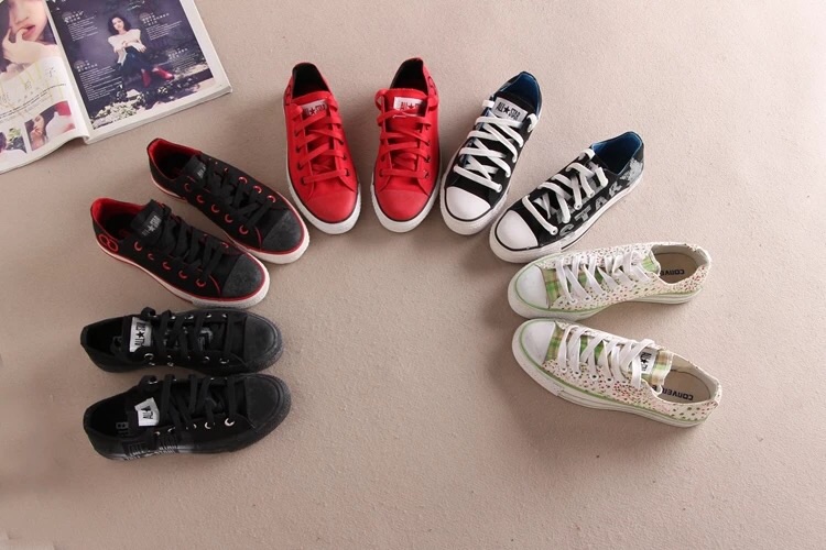 รองเท้าconverse made in vietnam แท้. ลายดอก พื้นเขียวอ่อน. เบอร์ 38/39