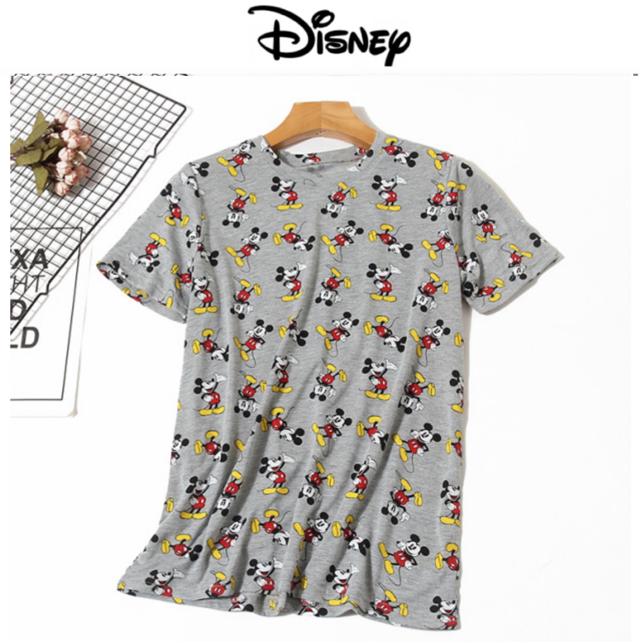 Disney เสื้อยืดคอกลม สีเทา ลายการ์ตูน mickey mouse งานDISNEY แท้ สวยมากคะ สำเนา สำเนา สำเนา เทา
