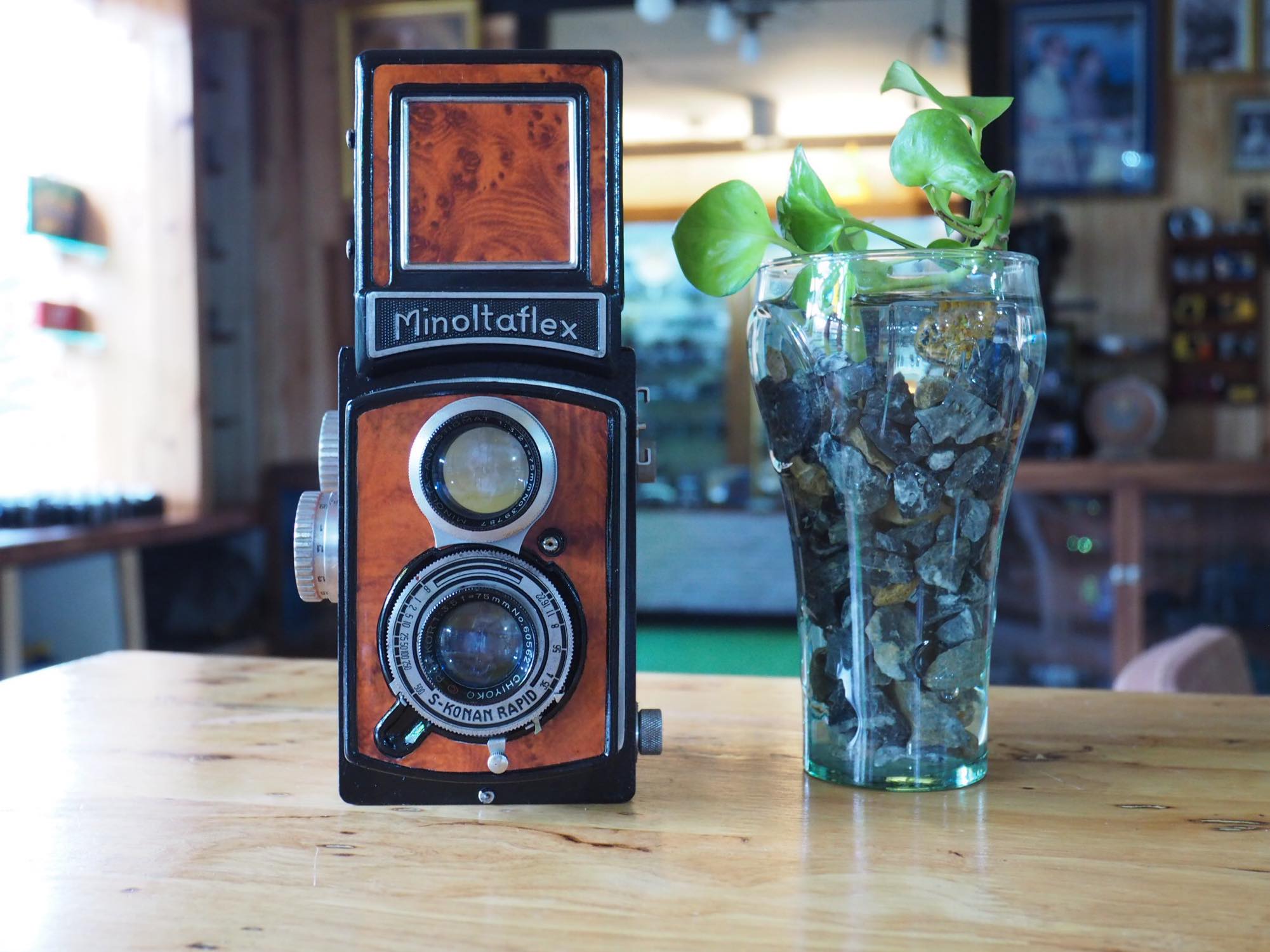 MINOLTAFLEX TLR CAMERA