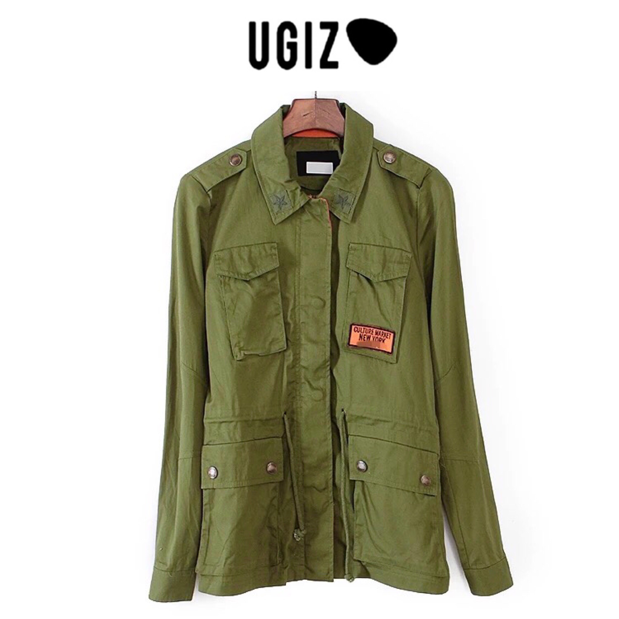 UGIZ เสื้อนอก เสื้อคลุม สีเขียวทหาร คอปก แต่งกระเป๋า สวยแนว เขียว