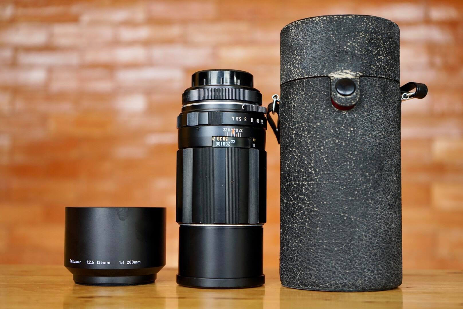 SUPER-MULTI-COATED TAKUMAR 200MM.F4 M42 MOUNT