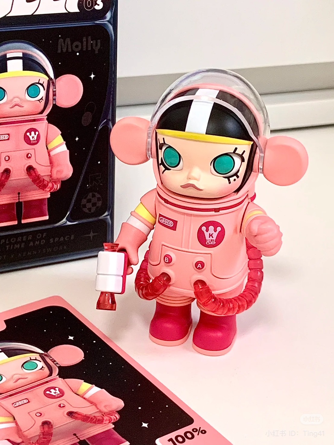 POP MART MEGA SPACE MOLLY 100% V.3 ลุ้นซีเคร็ท SERIES BLIND BOX