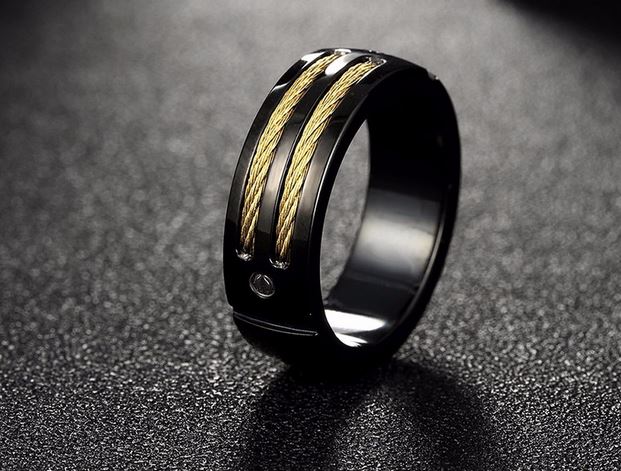 แหวนผู้ชาย แหวนเงิน Stainless Steel สีดำ Black Titanium ดีไซน์ ขดลวดสีทองตรงกลาง แหวน เท่ ๆ มีดีไซน์ เพิ่มความหรูหรา 345431