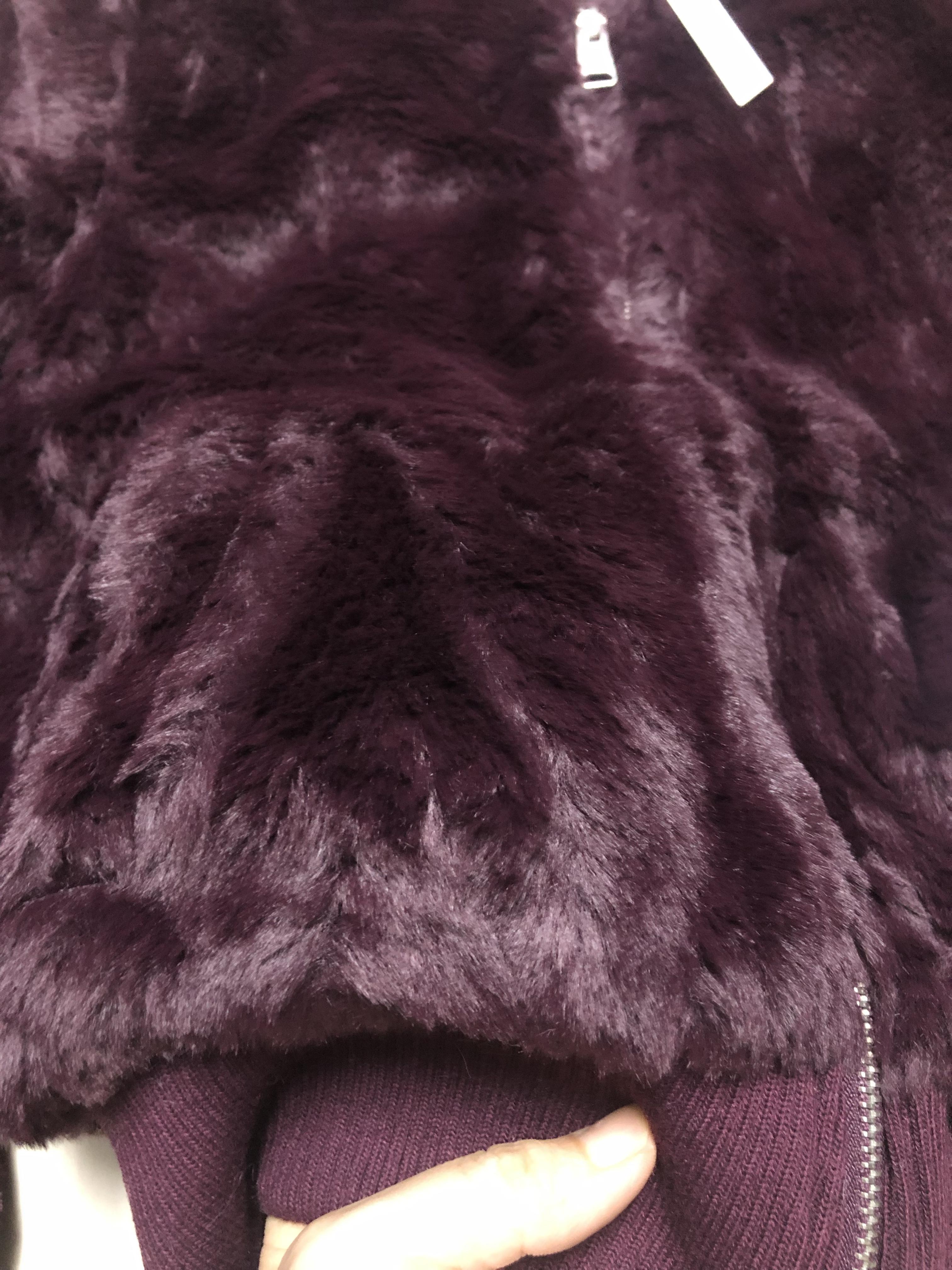 เสื้อเฟอร์กันหนาว หมวกฮู้ด เสื้อขน (FLUFFY COAT) แบรนด์ LOVE TREE