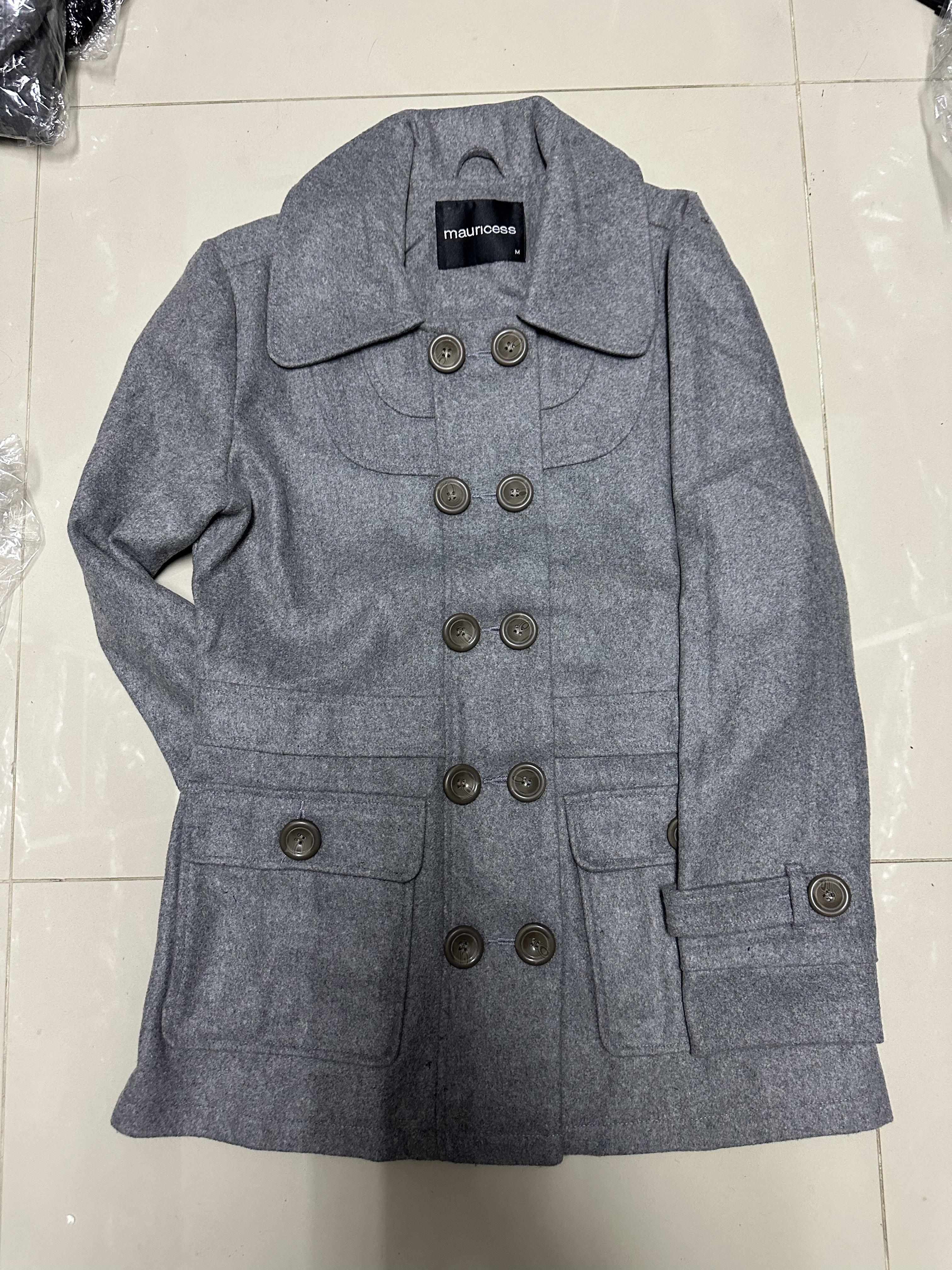 เสื้อโค้ท เสื้อกันหนาว เนื้อผ้าสักหลาดวูล Peacoat สีเทา แต่งกระดุมสองแถว แบรนด์ MAURICES