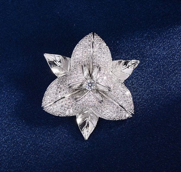 เข็มกลัด ดอกพุดซ้อน ดอกการ์ดีเนีย ฝังเพชร สวยหรู หลากสี เขียวมรกต ฟ้า ทอง เงิน ฝังเพชร CZ AAA 626715