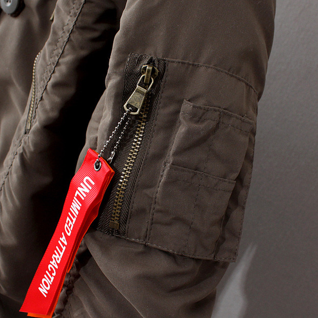 Private pause เสื้อโค้ทฮู้ดกันหนาว เสื้อปาร์กา parka สีเขียว แบรนด์ PRIVATE PAUSE (JAPAN) แต่งเฟอร์ (ฮู้ด& ขนเฟอร์ ถอดได้ทุกชิ้นค่ะ) เขียว