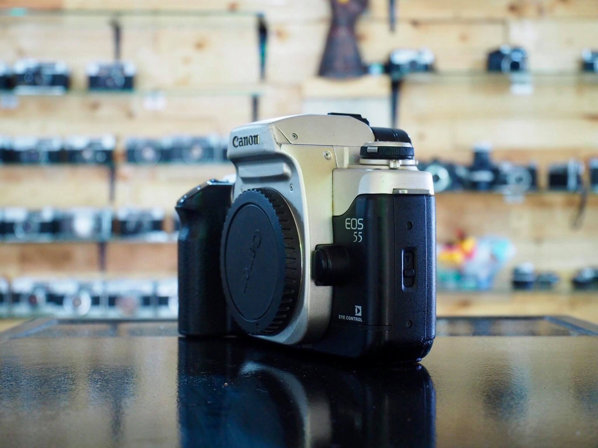 CANON EOS 55(BODY)