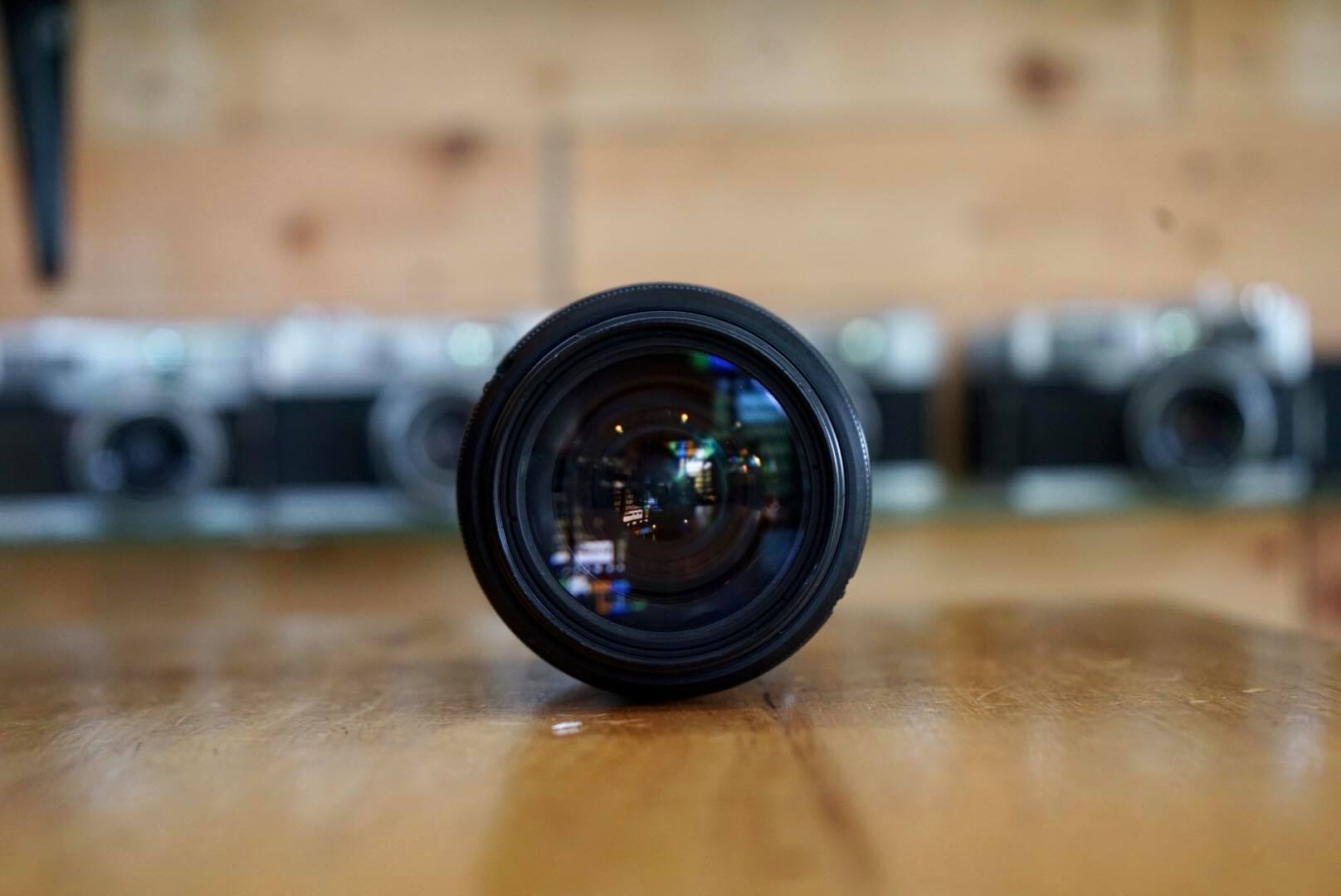 NIKON AF NIKKOR 35-105MM.F3.5-4.5 MACRO