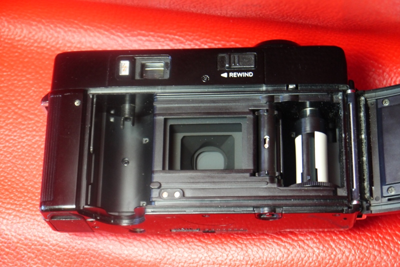 MINOLTA HI-MATIC AF2-MD
