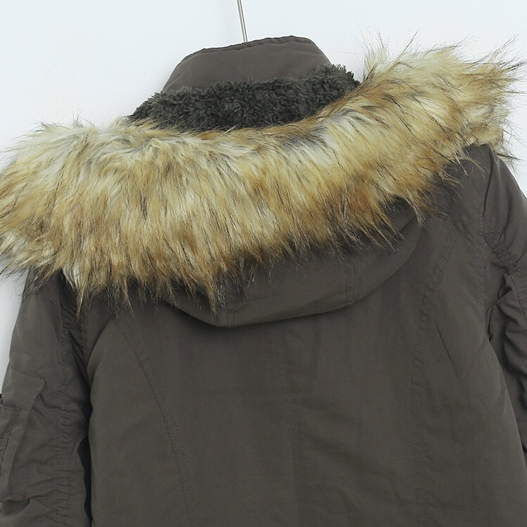 Private pause เสื้อโค้ทฮู้ดกันหนาว เสื้อปาร์กา parka สีเขียว แบรนด์ PRIVATE PAUSE (JAPAN) แต่งเฟอร์ (ฮู้ด& ขนเฟอร์ ถอดได้ทุกชิ้นค่ะ) เขียว