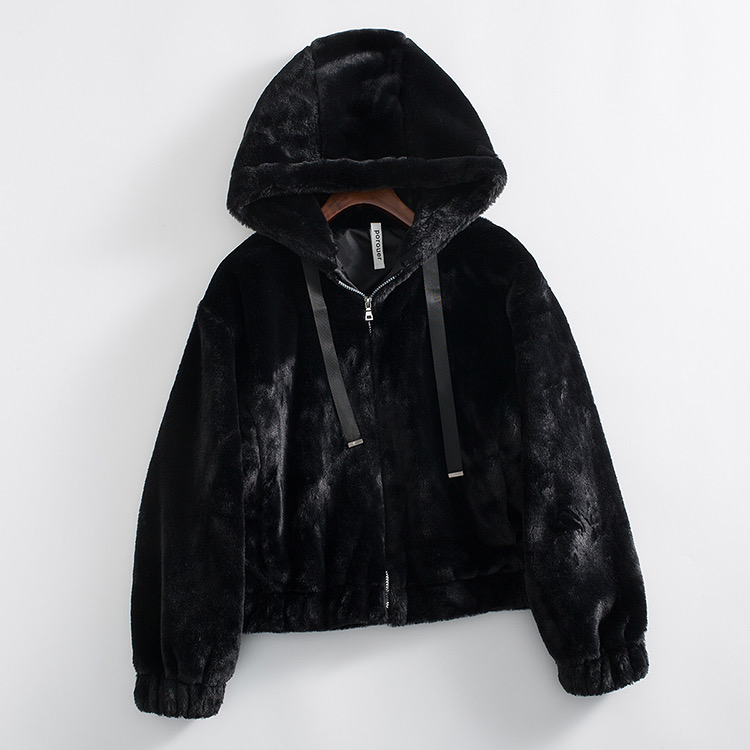 Page one เสื้อเฟอร์กันหนาว หมวกฮู้ด เสื้อขน Fluffy coat แบรนด์ page One ดำ
