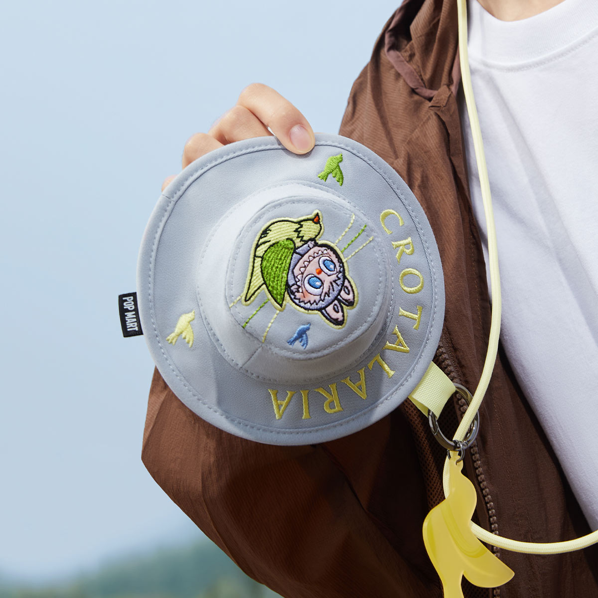 POP MART กล่องสุ่มTHE MONSTERS FALL IN WILD SERIES Bucket Hat Mini Bag Blind Box