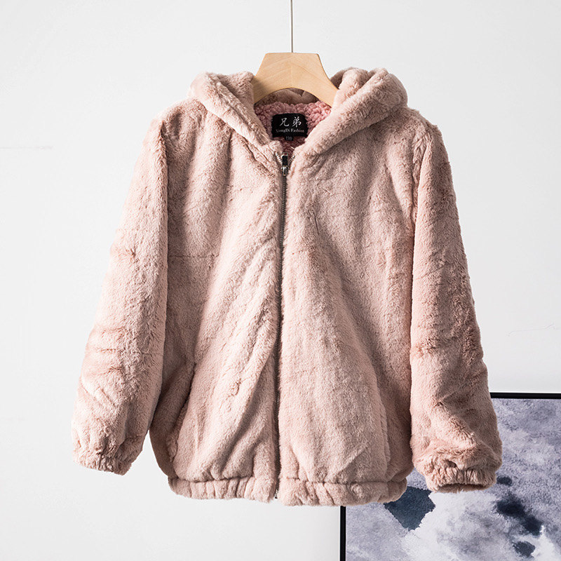 Forever21 เสื้อเฟอร์กันหนาว หมวกฮู้ด เสื้อขน สีดำ (FLUFFY COAT) 兄弟 ขาว