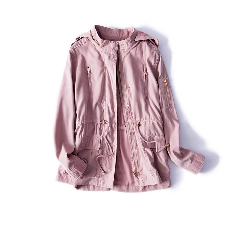 IRIS เสื้อคลุม เสื้อฮู้ดสีดำ เสื้อนอกแนวทหาร แต่งอาร์ม แบรนด์ IRIS แพทเทินสวย เท่ห์มาก (ฮู้ดพับเก็บได้)คะ Size S/M/L/XL เขียว