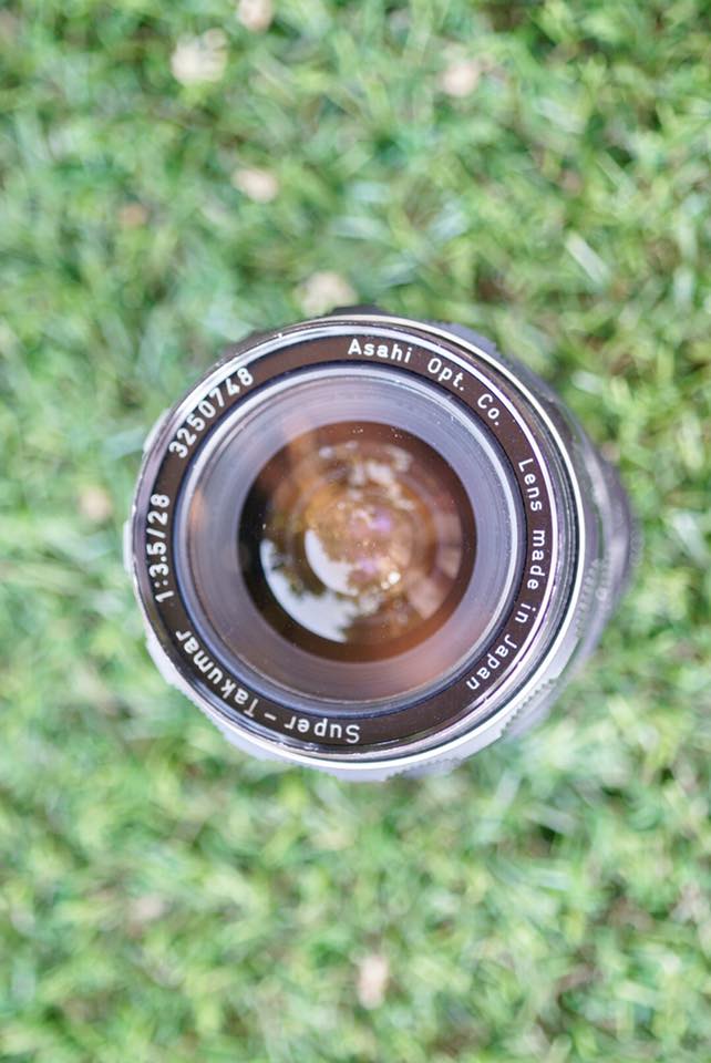 SUPER TAKUMAR 28MM. F3.5 M42 MOUNT
