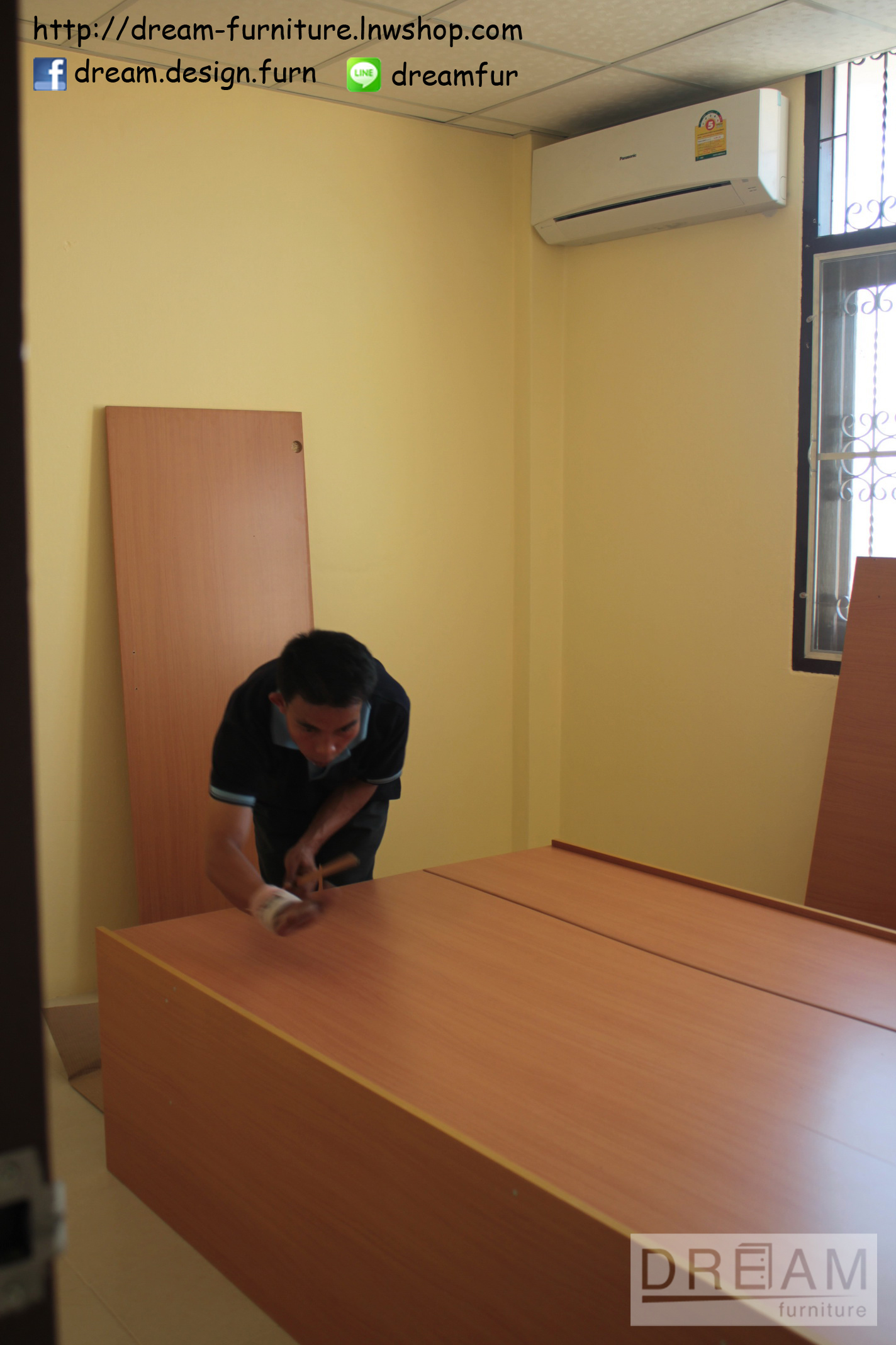 หอพัก ร้านข้าวราดแกง ใกล้ส่แยกร่วมจิตต์ เขตดุสิต กทม.