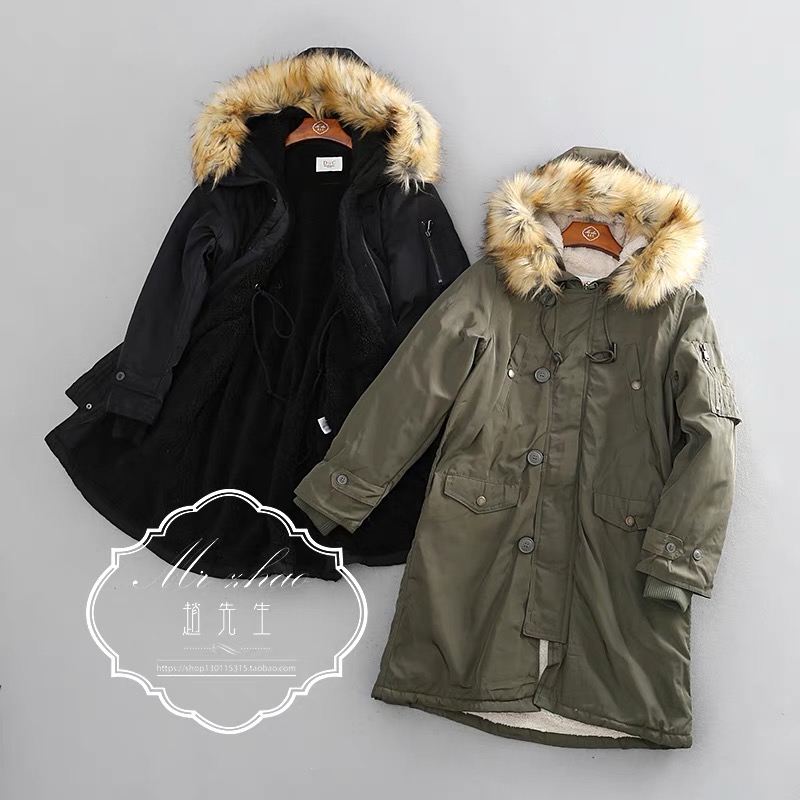 Private pause เสื้อโค้ทฮูท กันหนาว Parka สีดำ เนื้อผ้าไนล่อนสังเคราะห์ แบรนด์ Private pause แต่งขนเฟอร์ ซับขนอุ่นด้านใน เฟอร์สวย พริ้วมากคะ (ขนเฟอร์ถอดได้คะ) งานสวย บุนวมอุ่น ใส่ติดลบได้เลยคะ Size XS/S/M/ L/XL/XXL สำเนา ดำ