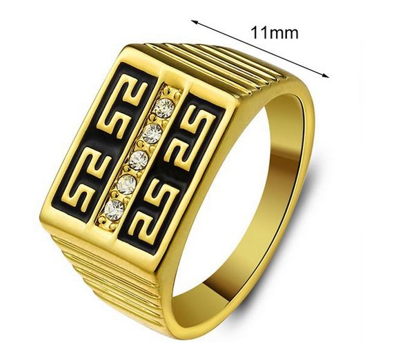 แหวนผู้ชาย แหวนทอง 18 K ออกแบบ หน้าแหวน สี่เหลี่ยม ลายแบบ อียิปต์ ติดเพชร เรียง 5 เม็ด แหวนผู้ชาย สวย ๆ ใส่ไปงาน 508935
