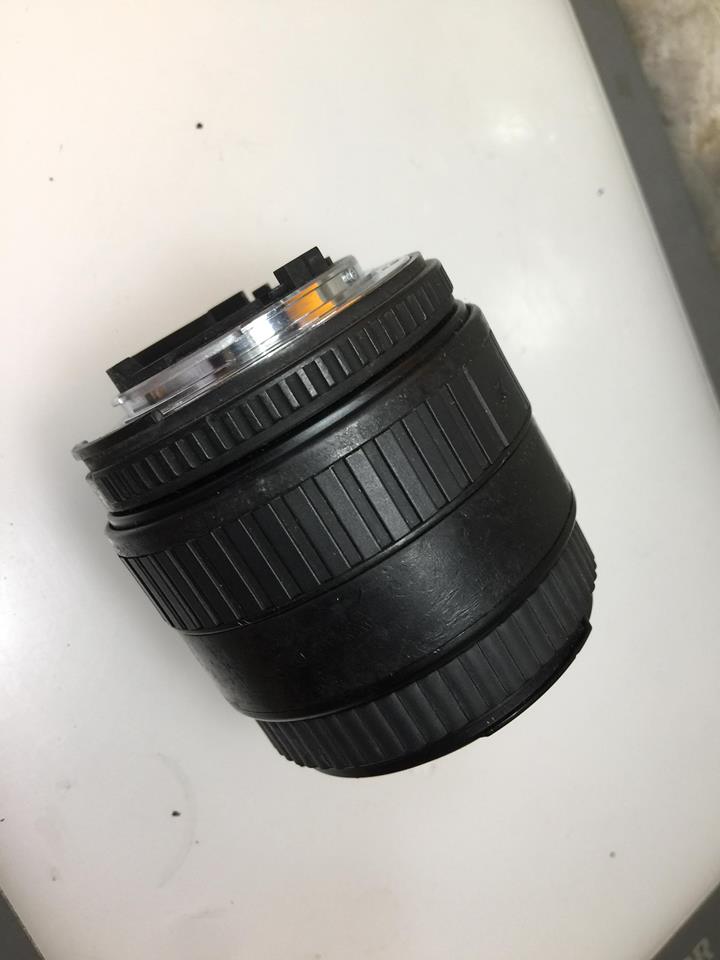 SIGMA UC ZOOM 28-70MM.F3.5-4.5 NIKON AIS MOUNT