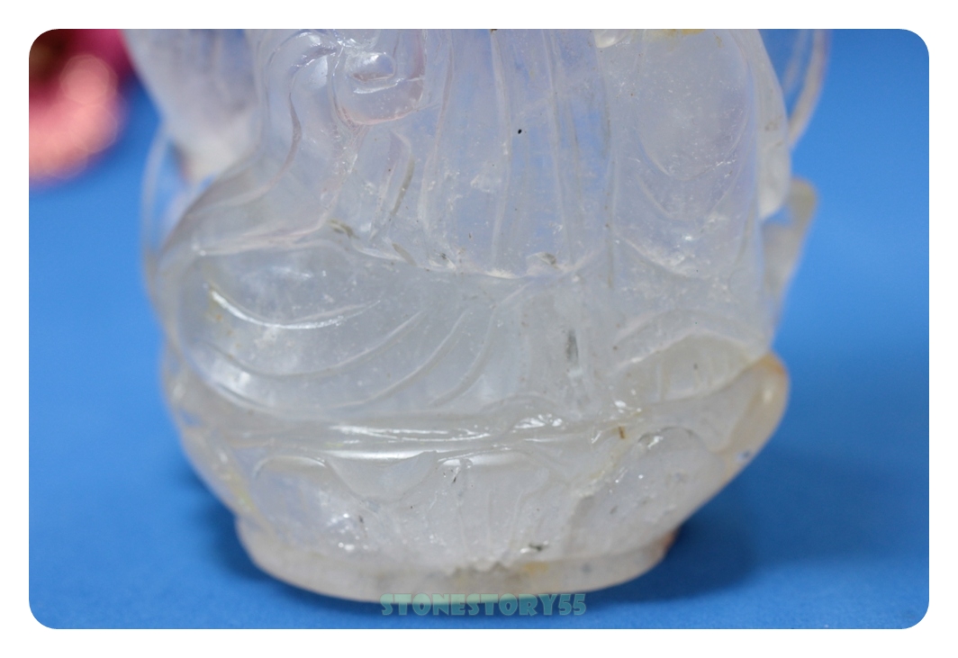 ควอทซ์แกะสลักเจ้าแม่กวนอิม