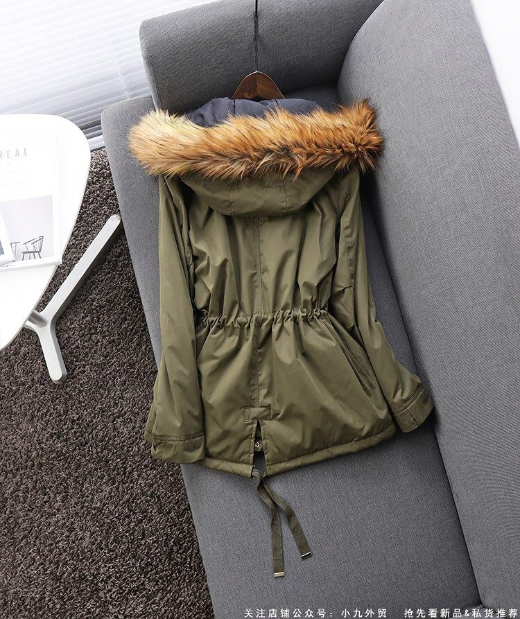 Forever21 เสื้อโค้ทฮู้ดกันหนาว เสื้อปาร์กา parka สีเขียว แต่งเฟอร์ แบรนด์ FOREVER21 เขียว
